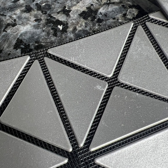 Bao Bao Issey Miyake Prism Metalic Gray Finish Tote Bag - Picture 10 of 11